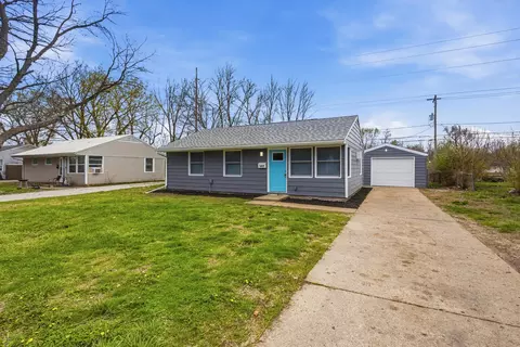 1409 Joanne Ln, Champaign, IL 61821