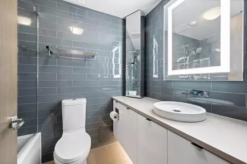 Bath - 180 E Pearson St #6003, Chicago, IL 60611 photo 4 of 5
