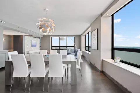 Dining - 180 E Pearson St #6003, Chicago, IL 60611 photo 5 of 10