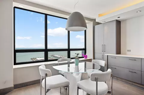 Dining - 180 E Pearson St #6003, Chicago, IL 60611 photo 8 of 10