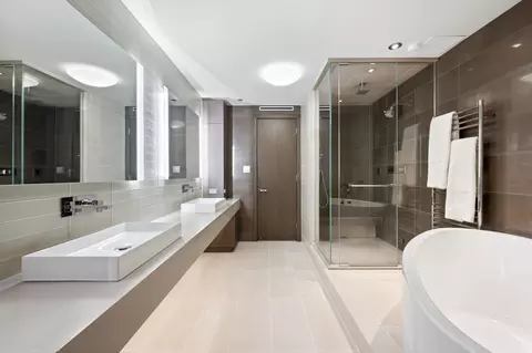 Bath - 180 E Pearson St #6003, Chicago, IL 60611 photo 3 of 5