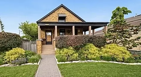 7246 N Oleander Ave, Chicago, IL 60631