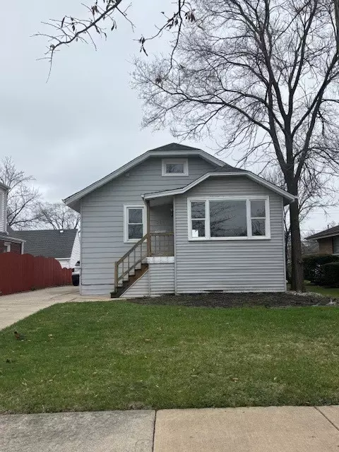 209 S Pick Ave S, Elmhurst, IL 60126