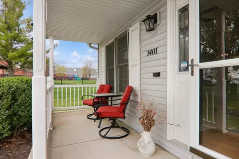 Exterior - 1401 River Lndg, Normal, IL 61761 photo 2 of 5