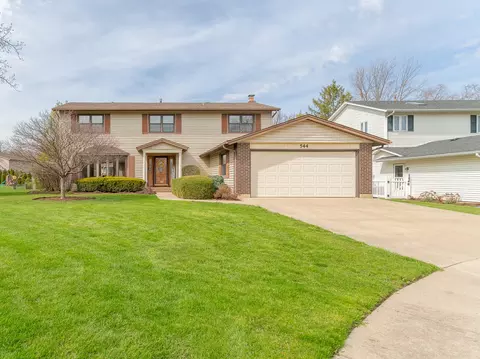 544 Northampton Cir, Elk Grove Village, IL 60007