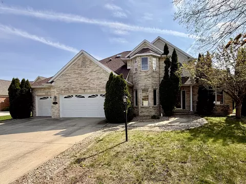 1808 Vale St, Champaign, IL 61822