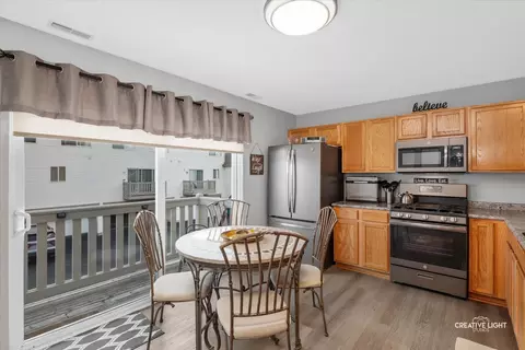 Kitchen - 2745 Canyon Dr, Plainfield, IL 60586 photo 2 of 2