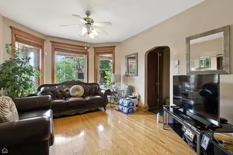 Living - Undisclosed, Chicago, IL 60651 photo 1 of 5