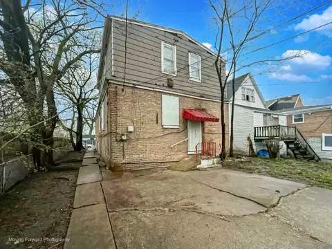 Exterior - 2313 E 92nd St, Chicago, IL 60617 photo 4 of 6