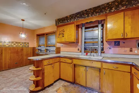 Kitchen - 2313 E 92nd St, Chicago, IL 60617 photo 2 of 2