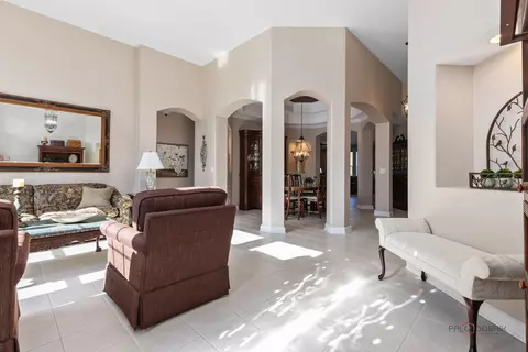 2235 Bellview Ct, Gurnee, IL 60031 photo 2