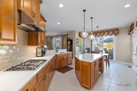 2235 Bellview Ct, Gurnee, IL 60031 photo 10
