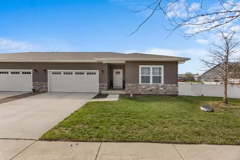 3309 Memory Ln, Urbana, IL 61802