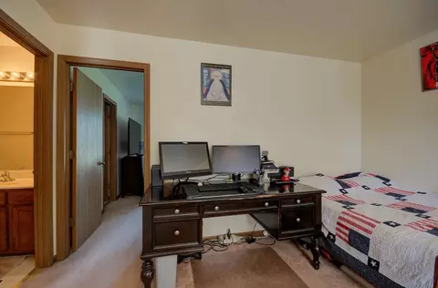 Bedroom - 14005 Danbury Dr, Plainfield, IL 60544 photo 1 of 6