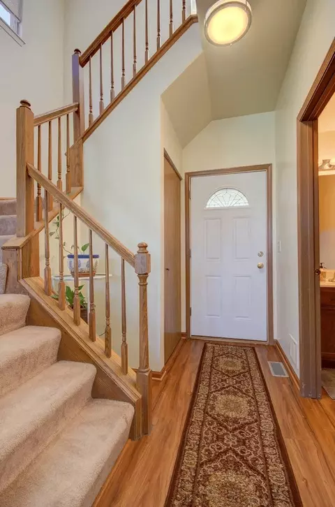 Entry Way - 14005 Danbury Dr, Plainfield, IL 60544 photo 1 of 2