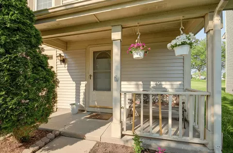Exterior - 14005 Danbury Dr, Plainfield, IL 60544 photo 2 of 7