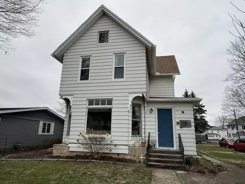 300 Holcomb Ave, Milledgeville, IL 61051