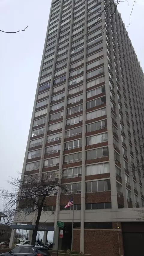 6171 N Sheridan Rd #2707, Chicago, IL 60660