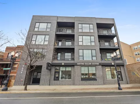2024 W Irving Park Rd #302, Chicago, IL 60618