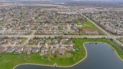 View/Area - 13364 Wellesley Ct, Plainfield, IL 60585 photo 9 of 10