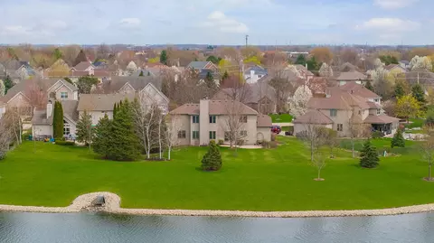 View/Area - 13364 Wellesley Ct, Plainfield, IL 60585 photo 2 of 10