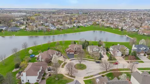 View/Area - 13364 Wellesley Ct, Plainfield, IL 60585 photo 6 of 10