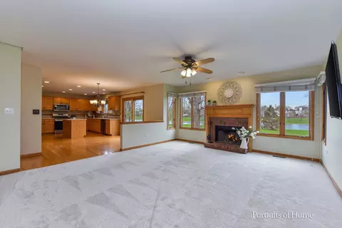 Living - 13364 Wellesley Ct, Plainfield, IL 60585 photo 4 of 4