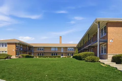 Undisclosed, Chicago, IL 60631