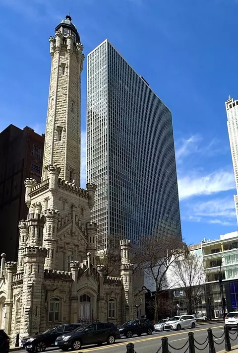 111 E Chestnut St #17K, Chicago, IL 60611