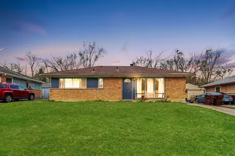 190 Monee Rd, Park Forest, IL 60466