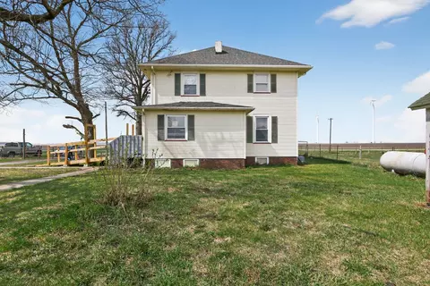 Exterior - 78 E 1180th St, Altona, IL 61414 photo 11 of 14