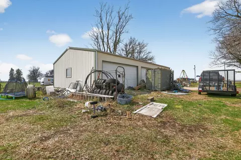 Exterior - 78 E 1180th St, Altona, IL 61414 photo 7 of 14