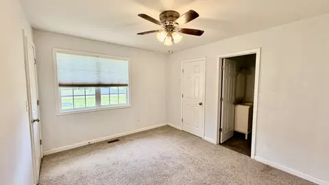 Bedroom - 39 Ridge Rd, Centralia, IL 62801 photo 1 of 3