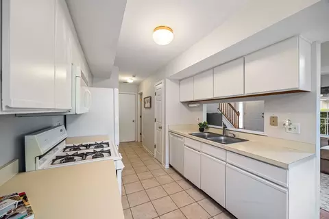 Kitchen - 620 Beaver Ct, Naperville, IL 60563 photo 2 of 3