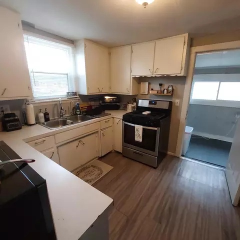 Kitchen - 1804 17 St, Viola, IL 61486 photo 2 of 3