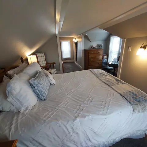 Bedroom - 1804 17 St, Viola, IL 61486 photo 4 of 4