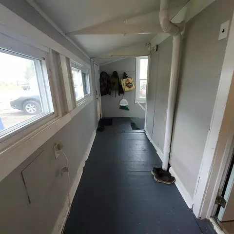 Entry Way - 1804 17 St, Viola, IL 61486 photo 1 of 1