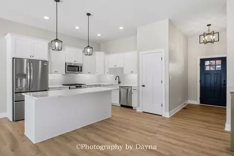 1356 Eagle Bluff Dr, Bourbonnais, IL 60914 photo 8