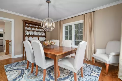 Dining - 249 E Sheridan Pl, Lake Bluff, IL 60044 photo 1 of 4