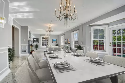 Dining - 2001 W 103rd St, Chicago, IL 60643 photo 1 of 2