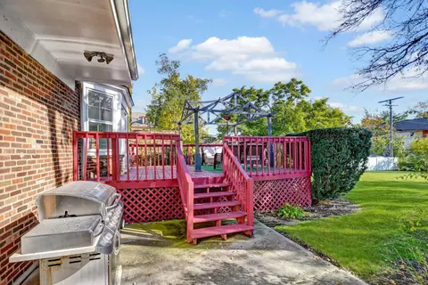 Exterior - 2001 W 103rd St, Chicago, IL 60643 photo 2 of 11