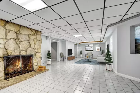 Living - 2001 W 103rd St, Chicago, IL 60643 photo 6 of 6
