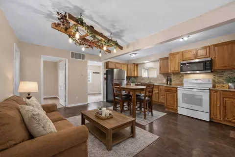 Other - 5313 Cleveland Dr, Mchenry, IL 60050 photo 2 of 4
