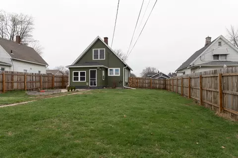 Exterior - 544 24th Ave, Moline, IL 61265 photo 4 of 4