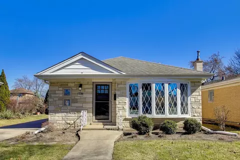 8407 N Olcott Ave, Niles, IL 60714