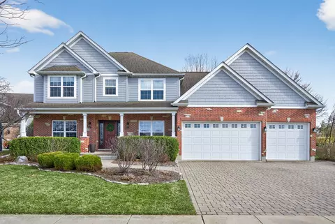 617 Whirlaway Dr, Genoa, IL 60135