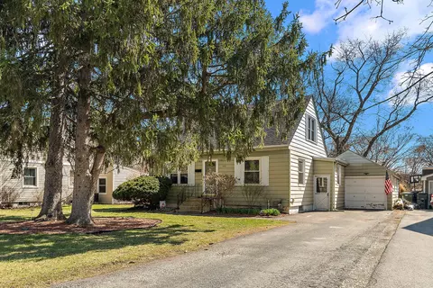 6613 Glenview Dr, Tinley Park, IL 60477