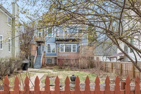 2149 W Eastwood Ave, Chicago, IL 60625