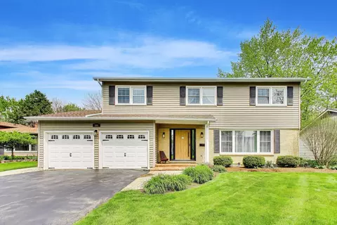 504 W Berkley Dr, Arlington Heights, IL 60004