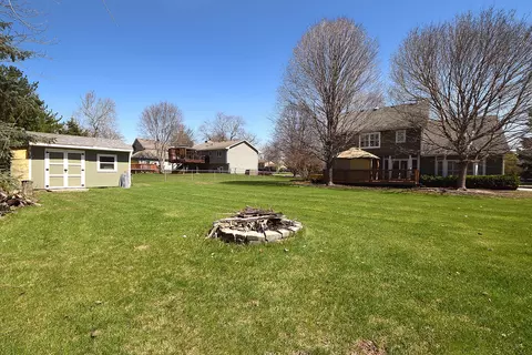 Exterior - 13050 S Elizabeth Dr, Plainfield, IL 60585 photo 9 of 15